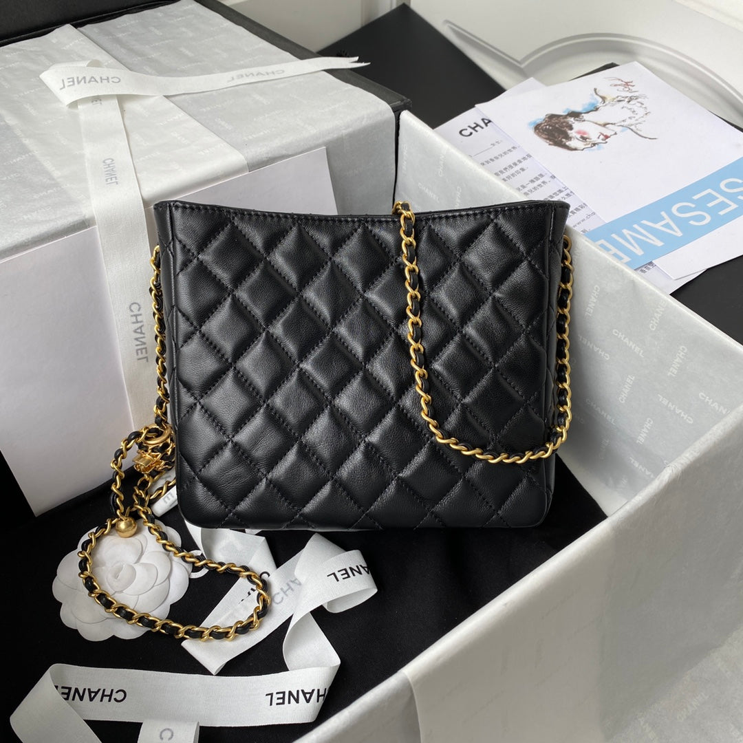 Pearl-Chain Quilted Hobo Mini Bag