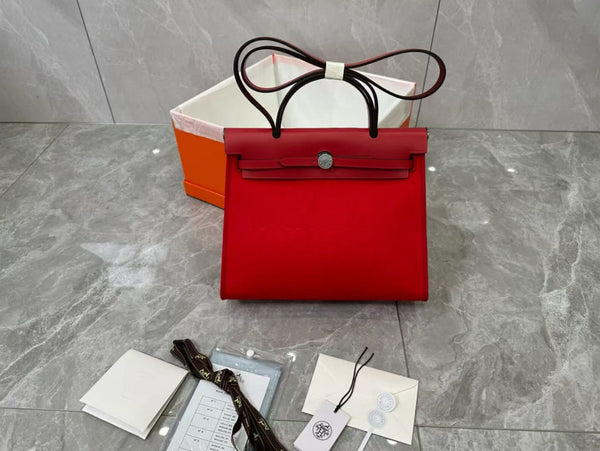 Classic Herbag Zip 31 Handbag