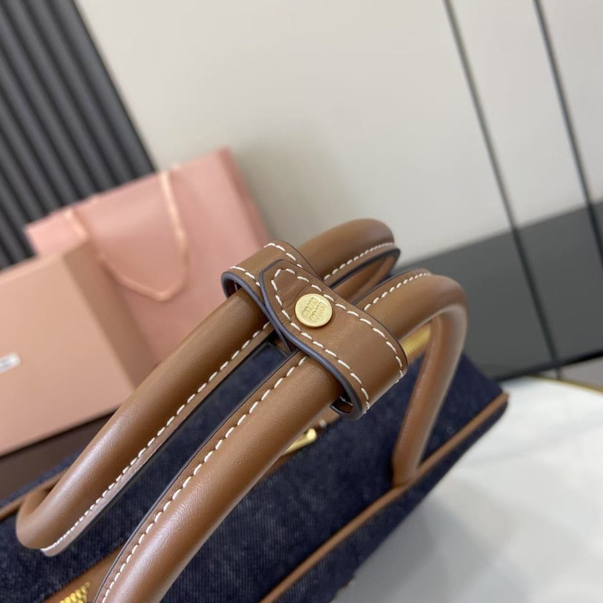 Beau Denim Top - Handle Bag