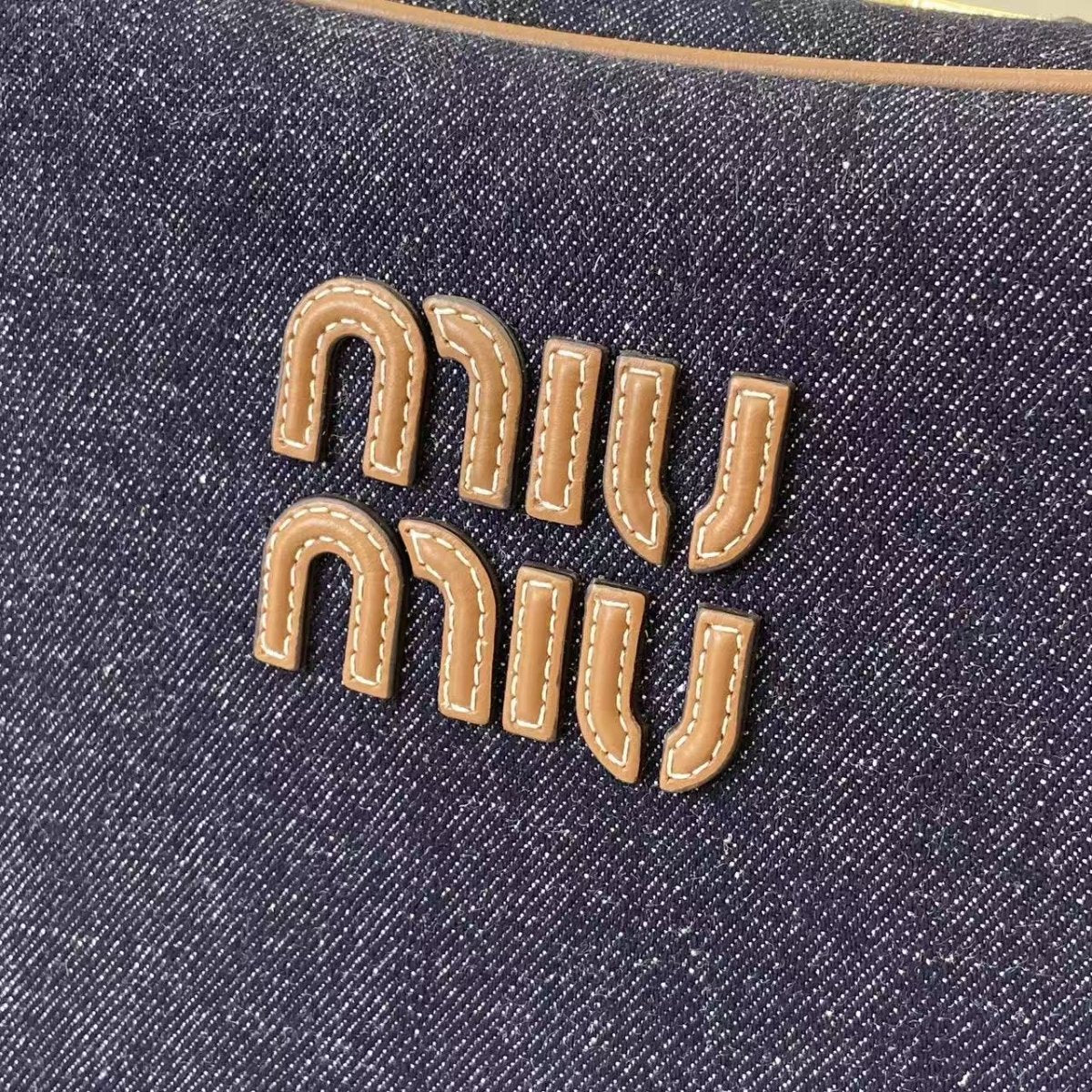 Beau Denim Top - Handle Bag