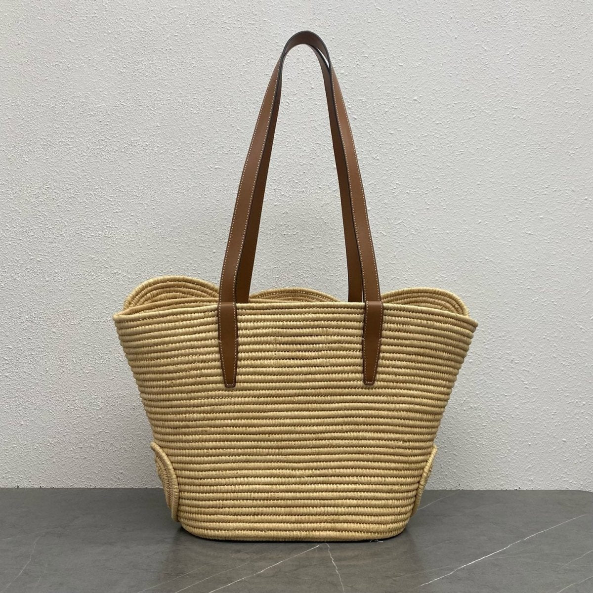 Braided Tote in Raffia and Calfskin