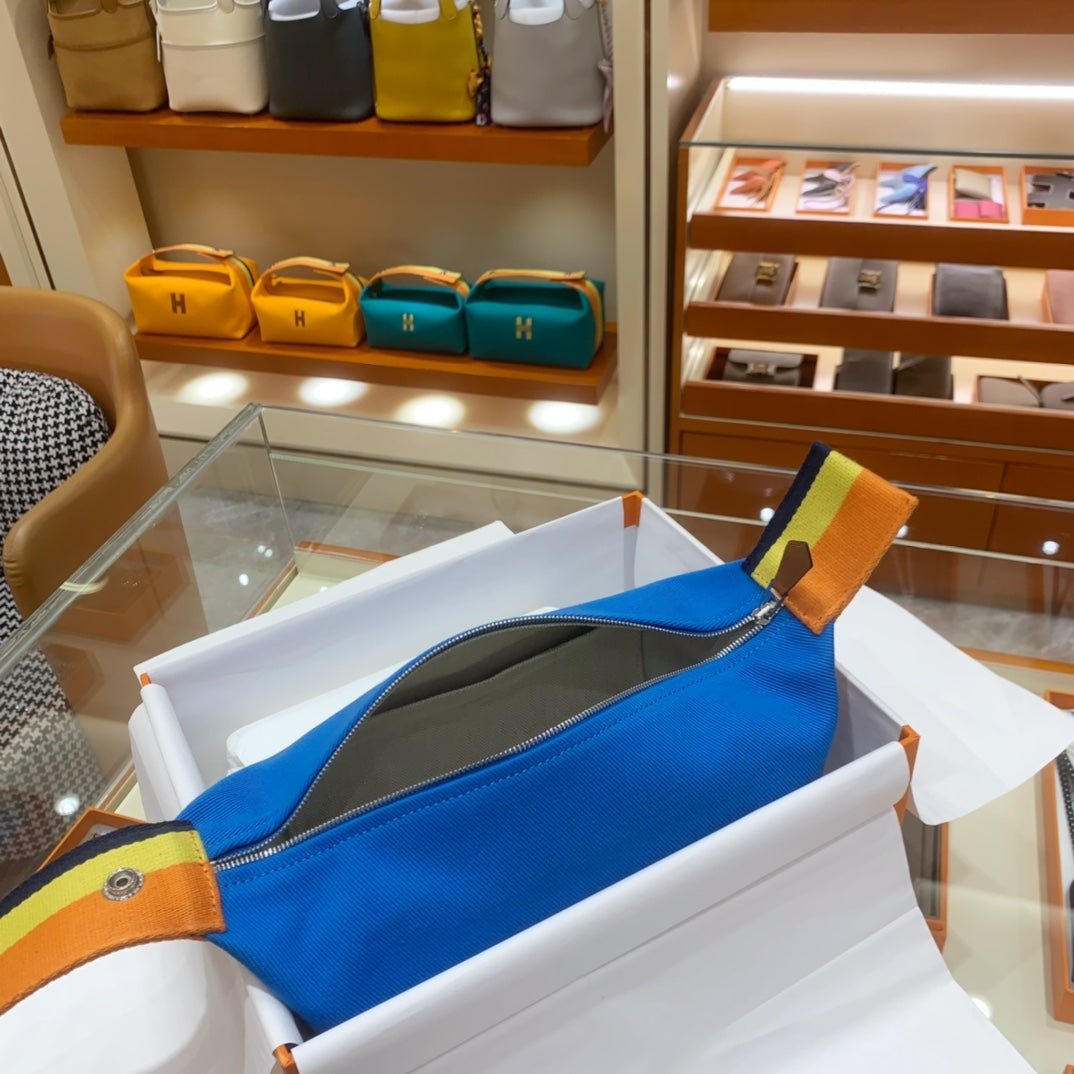 Bride - a - Brac Case Bleu Paon Organizer Pouch | SlouchyBags