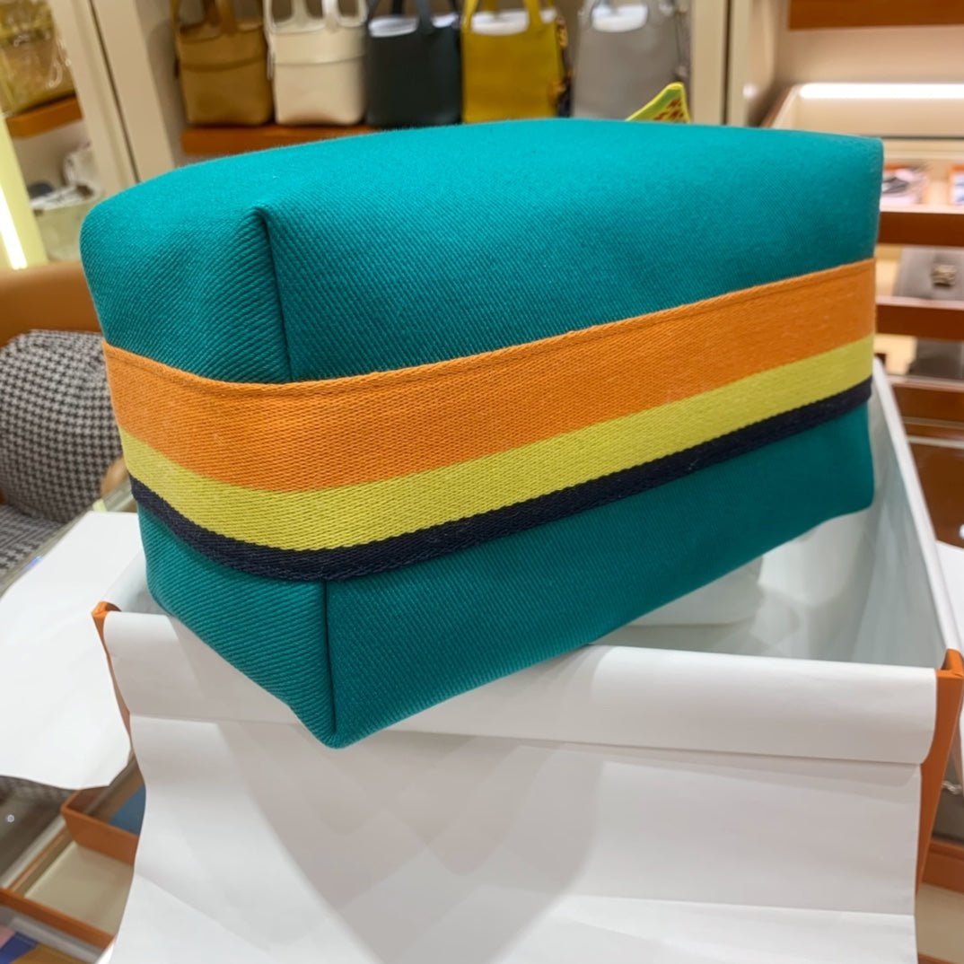 Bride - a - Brac Case Bleu Paon Organizer Pouch | SlouchyBags