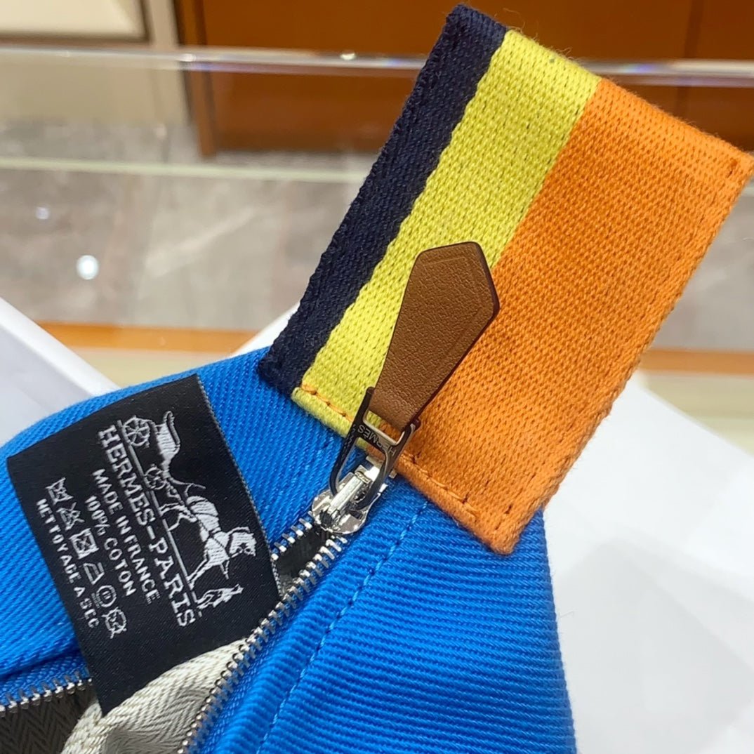 Bride - a - Brac Case Bleu Paon Organizer Pouch | SlouchyBags