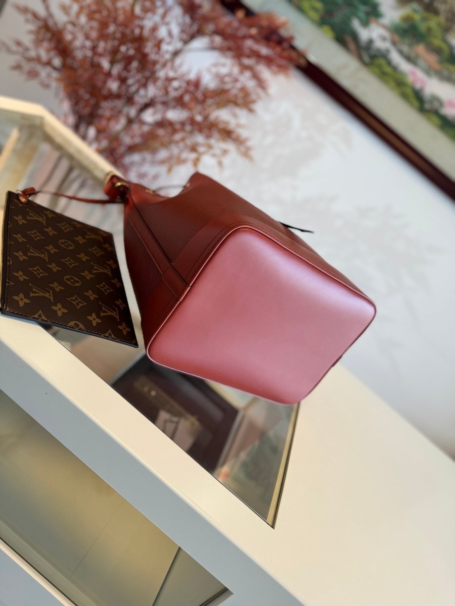 Classic Epi - Textured Bucket Bag Kenyan Fauve – Designer Inspired Bags