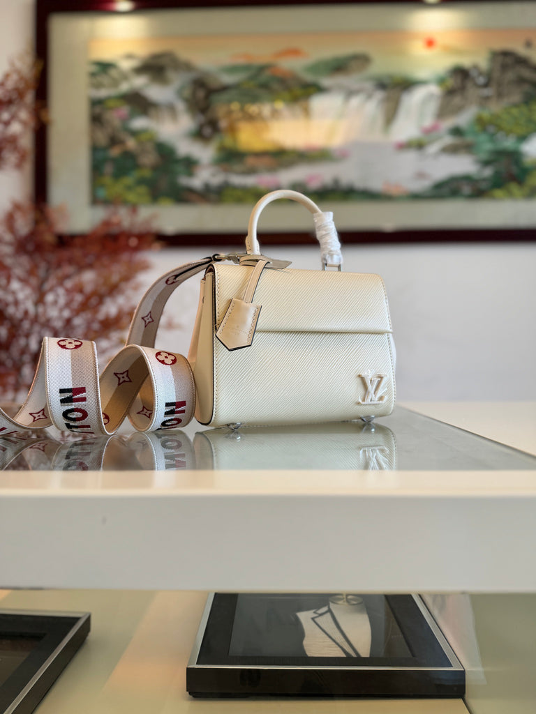 Classic Structured Shoulder Bag – Designer Inspired Bags