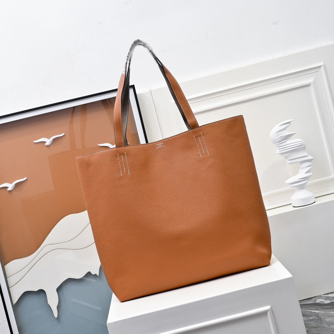 Reversible Dual-Tone Clemence Leather Tote Bag 36