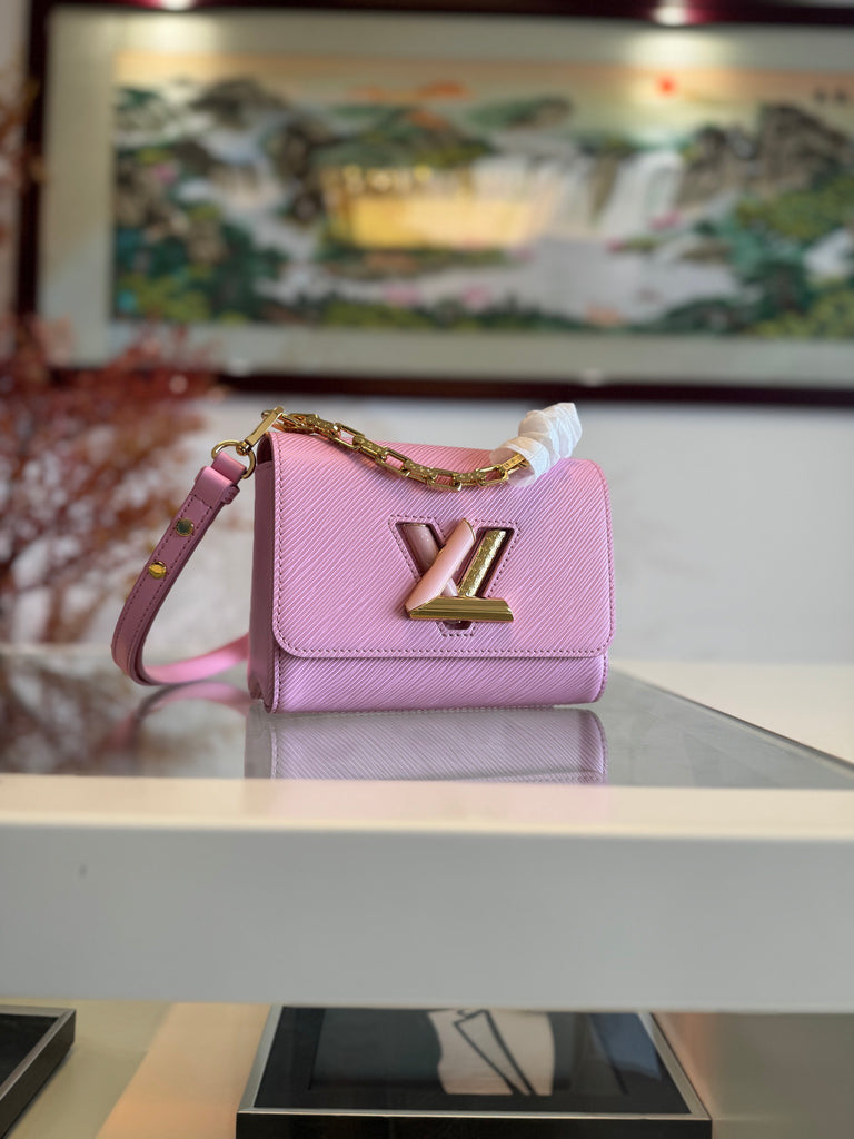 Chic Small Twist-Lock Shoulder Bag – Designer Inspired Bags