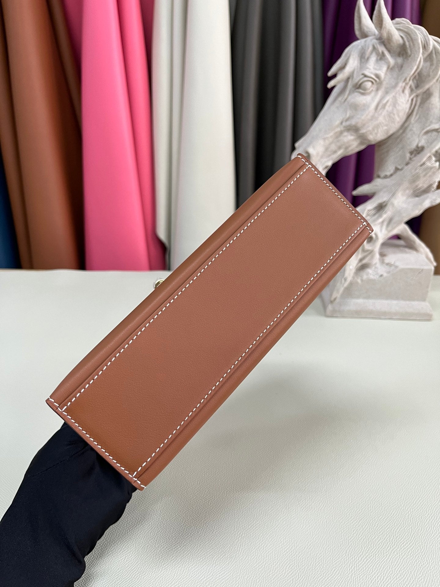 Elegant Pochette Handbag in Smooth Gold Finish