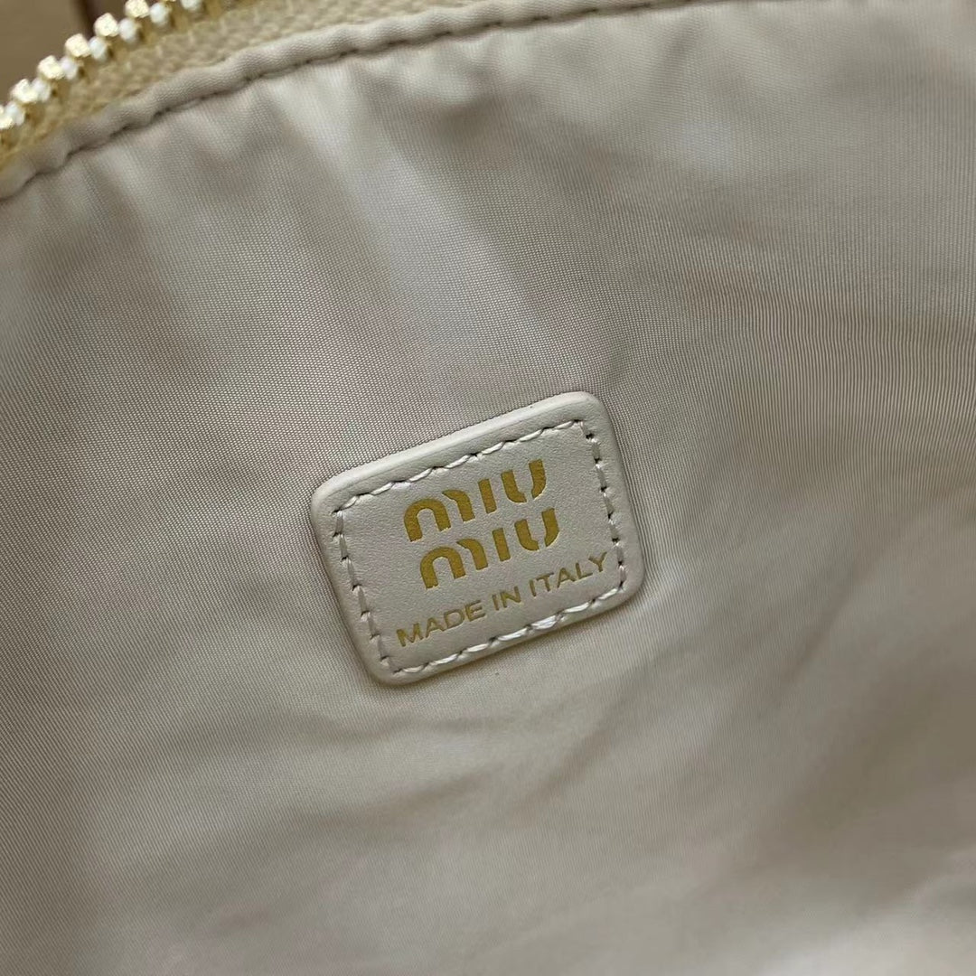 Gabardine Canvas Pouch