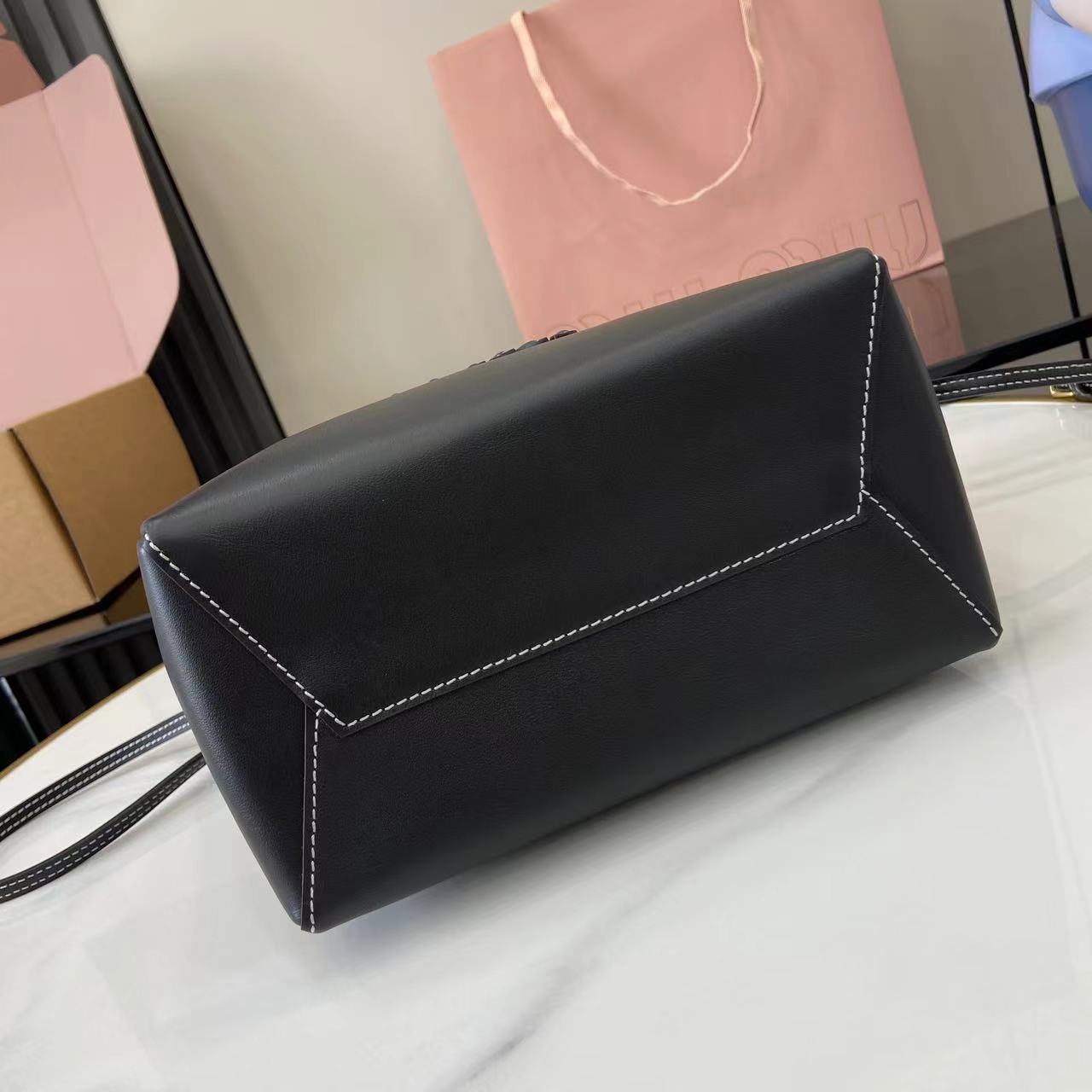 Ivy Leather Tote Bag