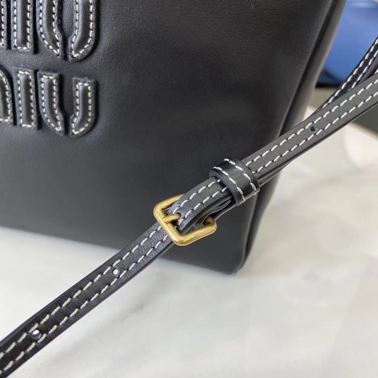 Ivy Leather Tote Bag