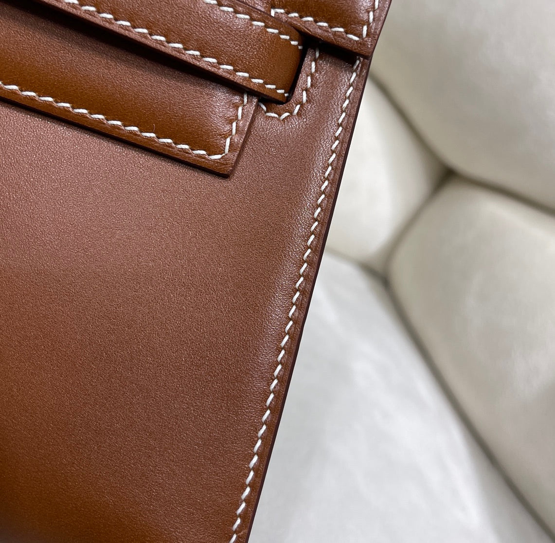 Gold Swift Pochette Handbag with Elegant Gold Hardware