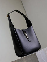 Le 5 à 7 Shoulder Bag – Luxury Inspired Minimalist Design