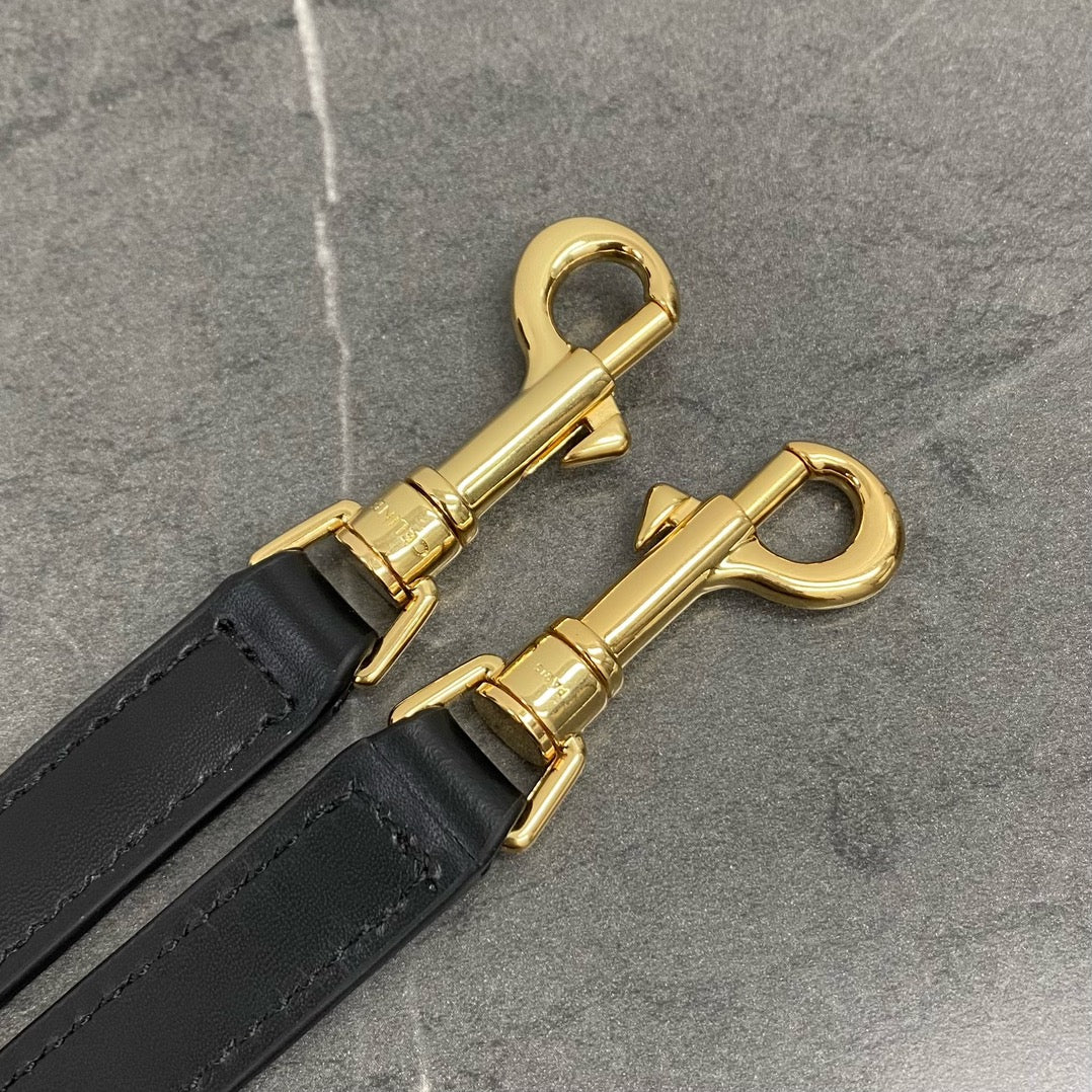 Mini Vanity Case in Natural Calfskin