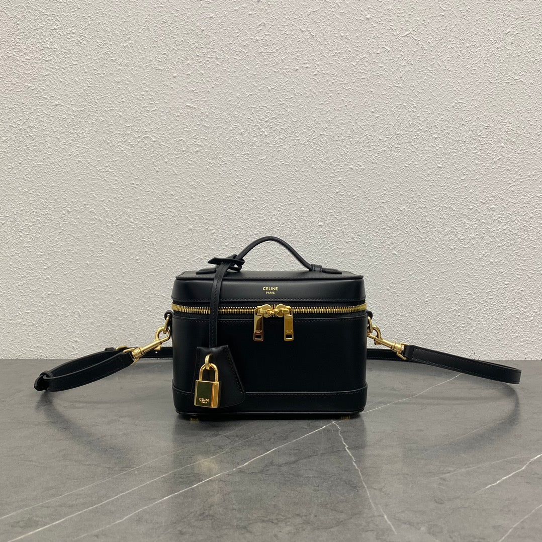 Mini Vanity Case in Natural Calfskin