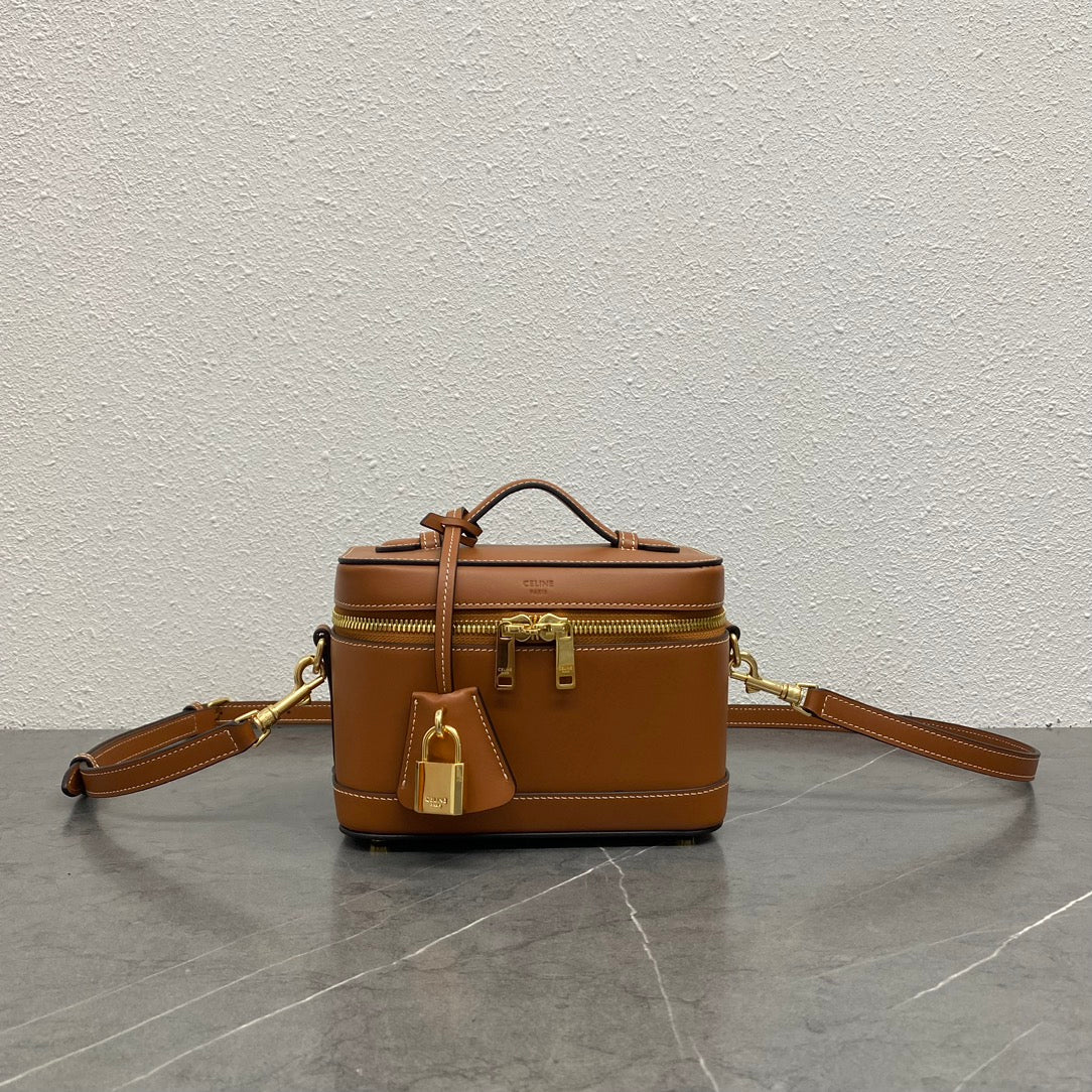 Mini Vanity Case in Natural Calfskin
