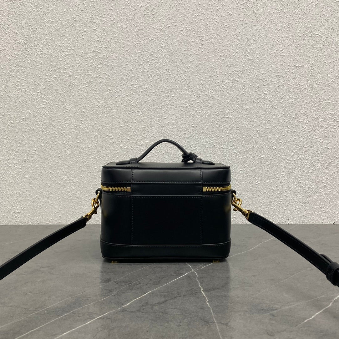 Mini Vanity Case in Natural Calfskin