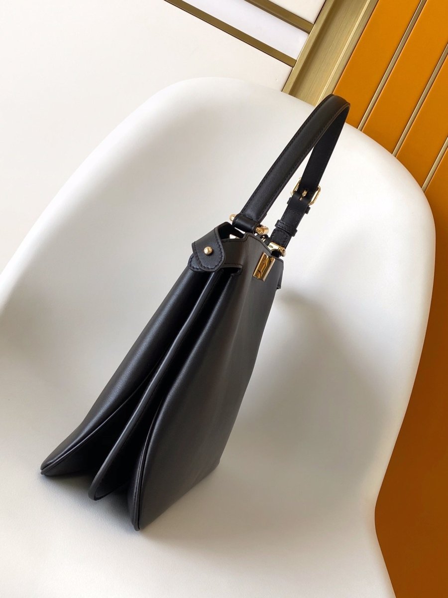 Peekaboo Soft Leather Bag – Luxury Inspired Iconic Elegance