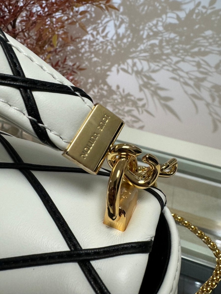 Quilted Lambskin GO - 14 Handbag – Designer Inspired Bags