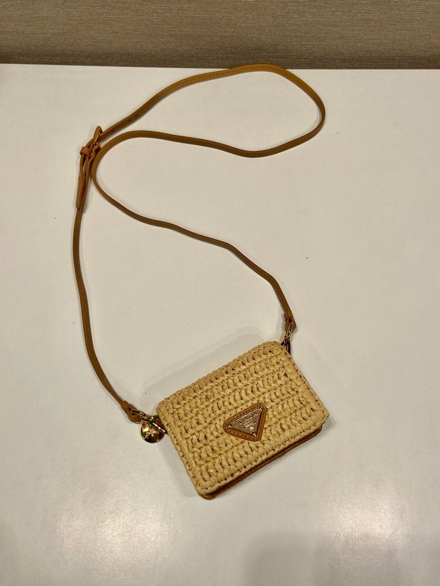 Raffia - Effect Crochet Card Holder with Shoulder Strap – Handwoven Calfskin Mini Bag