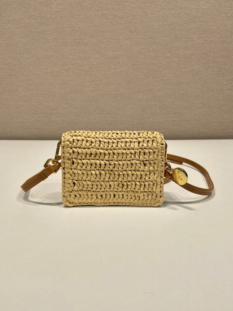 Raffia - Effect Crochet Card Holder with Shoulder Strap – Handwoven Calfskin Mini Bag