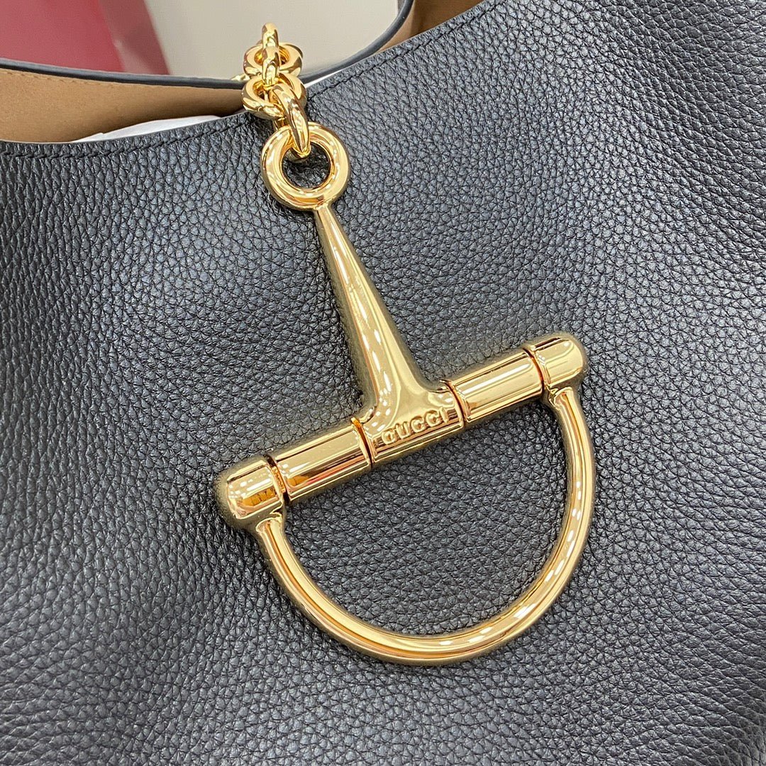 Softbit Maxi Leather Shoulder Bag – Luxury Inspired Oversized Elegance