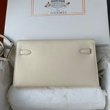 Structured Elan Handbag with Sleek Underarm Design